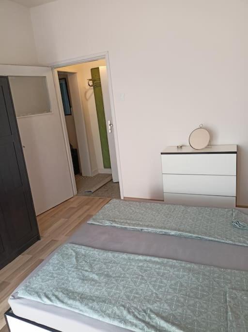 Apartament Welcome To Daisy Sunny Place! Warna Zewnętrze zdjęcie
